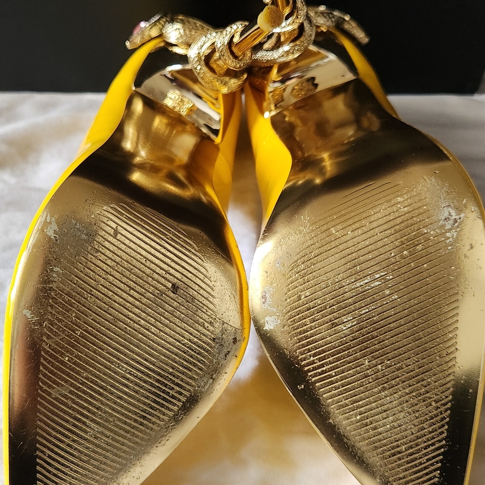 Scene Weaver Yellow Women's Heels View 5